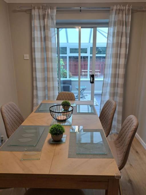 Modern Living In Hull Holiday home Kingston upon Hull